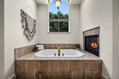 3 N Benton Woods Circle, The Woodlands, TX 77382 - Photo 26
