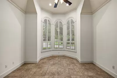 3 N Benton Woods Circle, The Woodlands, TX 77382 - Photo 32