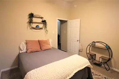 2409 Avalon Trace Lane, Pearland, TX 77581 - Photo 12