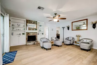2824 E Palm Circle, Galveston, TX 77551 - Photo 14