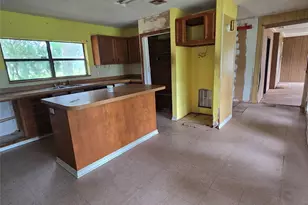 1471 Private Rd 652, Sargent, TX 77414 - Photo 10