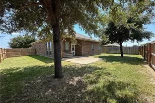 1027 Emerald Dove Ave, College Station, TX 77845 - Photo 14