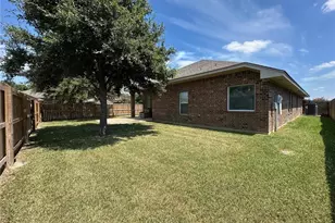 1027 Emerald Dove Ave, College Station, TX 77845 - Photo 12