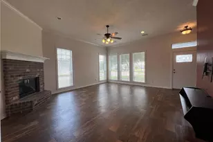 1027 Emerald Dove Ave, College Station, TX 77845 - Photo 4