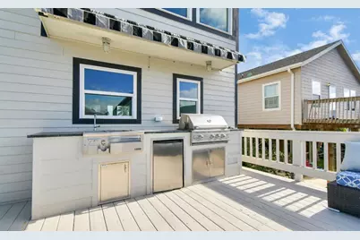 22108 Zapata, Galveston, TX 77554 - Photo 40