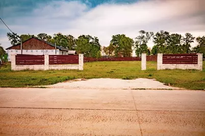 485 County Road 5041, Cleveland, TX 77327 - Photo 1