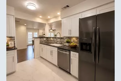 14682 Perthshire Road #A, Houston, TX 77079 - Photo 10