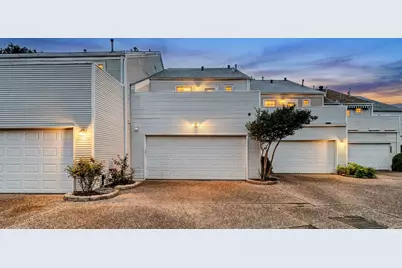 2113 Waugh Drive, Houston, TX 77006 - Photo 2
