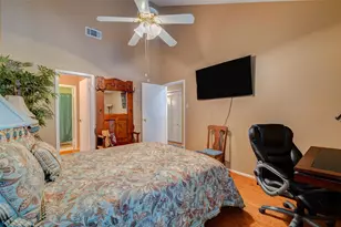 2113 Waugh Dr, Houston, TX 77006 - Photo 18
