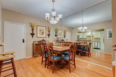 2113 Waugh Drive, Houston, TX 77006 - Photo 4