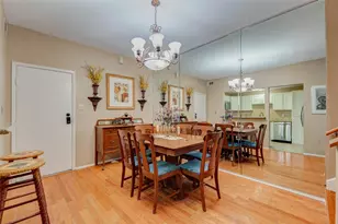 2113 Waugh Dr, Houston, TX 77006 - Photo 4