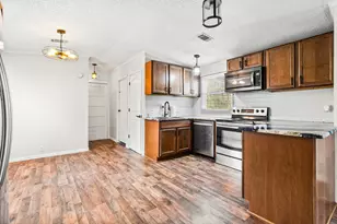 1687 Timberline Dr, Onalaska, TX 77360 - Photo 2