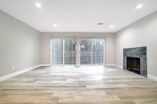 1314 E Red Cedar Cir, The Woodlands, TX 77380 - Photo 8