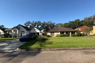 2232 River Oaks Rd, West Columbia, TX 77486 - Photo 2