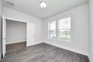 220 Magnolia Laurel Dr, Alvin, TX 77511 - Photo 10