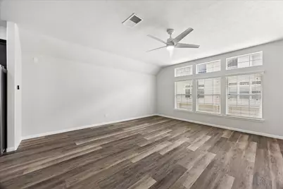 3328 Masters Point Drive, Houston, TX 77091 - Photo 6