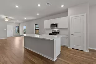 2790 Holly Laurel Dr, Alvin, TX 77511 - Photo 6