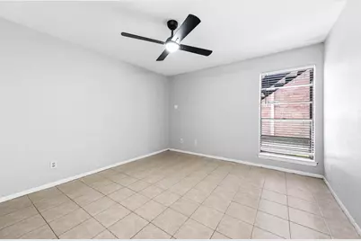 9616 Long Point Road #33, Houston, TX 77055 - Photo 14