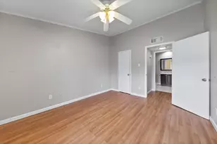 2110 Wilcrest Dr, Houston, TX 77042 - Photo 10