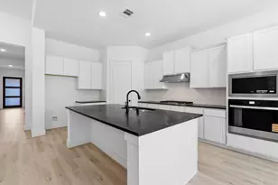 363 Covey Ln, Sealy, TX 77474 - Photo 1