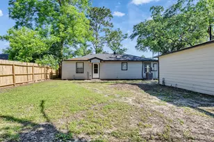 7426 Stephanie Dr, Deer Park, TX 77536 - Photo 22