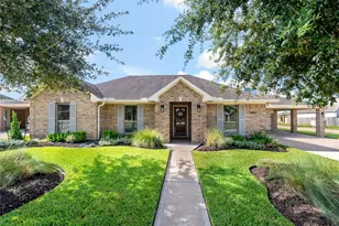 6802 Arlington Dr, Manvel, TX 77578 - Photo 1