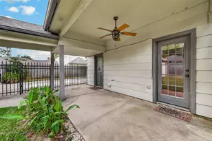 17723 Woodlode Ln, Spring, TX 77379 - Photo 48