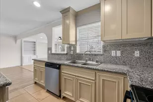 1506 Harbor View Cir, Galveston, TX 77550 - Photo 14