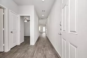 14059 W Crystal Cave Ln, Conroe, TX 77384 - Photo 8