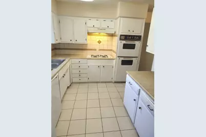 3005 Somerset Avenue, Texas City, TX 77590 - Photo 8