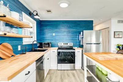 21321 Gulf Drive, Galveston, TX 77554 - Photo 22