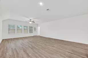 3402 Rolling River Dr, Baytown, TX 77521 - Photo 14