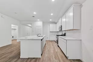 3402 Rolling River Dr, Baytown, TX 77521 - Photo 8