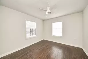 3317 Sampson St, Houston, TX 77004 - Photo 4