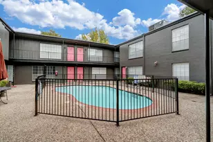 201 Emerson St, Houston, TX 77006 - Photo 12