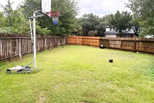 16307 Leamington Ln, Houston, TX 77095 - Photo 14