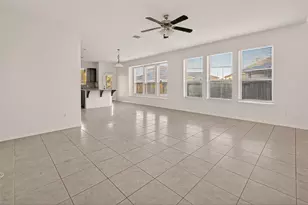 12102 City Trek Ln, Houston, TX 77047 - Photo 8