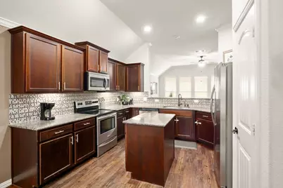 12098 Mustang Avenue, Willis, TX 77378 - Photo 10