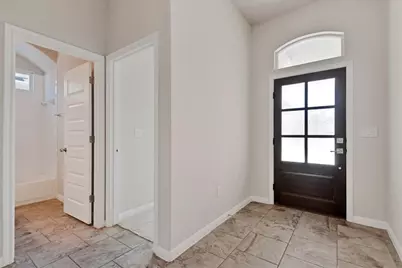419 Gettysburg Loop, Elgin, TX 78621 - Photo 4