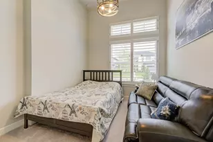 4822 Nolan Ridge Ct, Sugar Land, TX 77479 - Photo 10