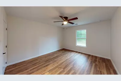 21665 County Road 3749D, Cleveland, TX 77327 - Photo 14