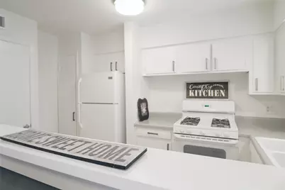 614 Kipling St Street #B8, Houston, TX 77006 - Photo 6