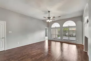11915 Lois Ln Dr, Pinehurst, TX 77362 - Photo 10