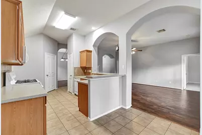 11915 Lois Lane Drive, Pinehurst, TX 77362 - Photo 16