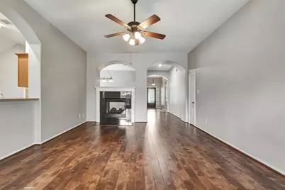 11915 Lois Lane Drive, Pinehurst, TX 77362 - Photo 12