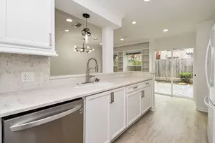 6114 Kirby Dr, Houston, TX 77005 - Photo 16