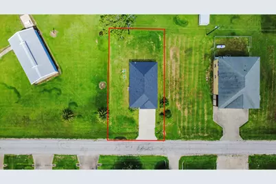 1105 W Bayshore Drive, Palacios, TX 77465 - Photo 44