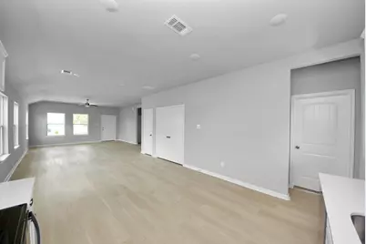 1105 W Bayshore Drive, Palacios, TX 77465 - Photo 22