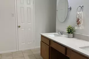 16930 Blue Mist Cir, Sugar Land, TX 77498 - Photo 10