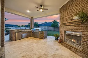 5514 Caspian Falls Ln, Fulshear, TX 77441 - Photo 30